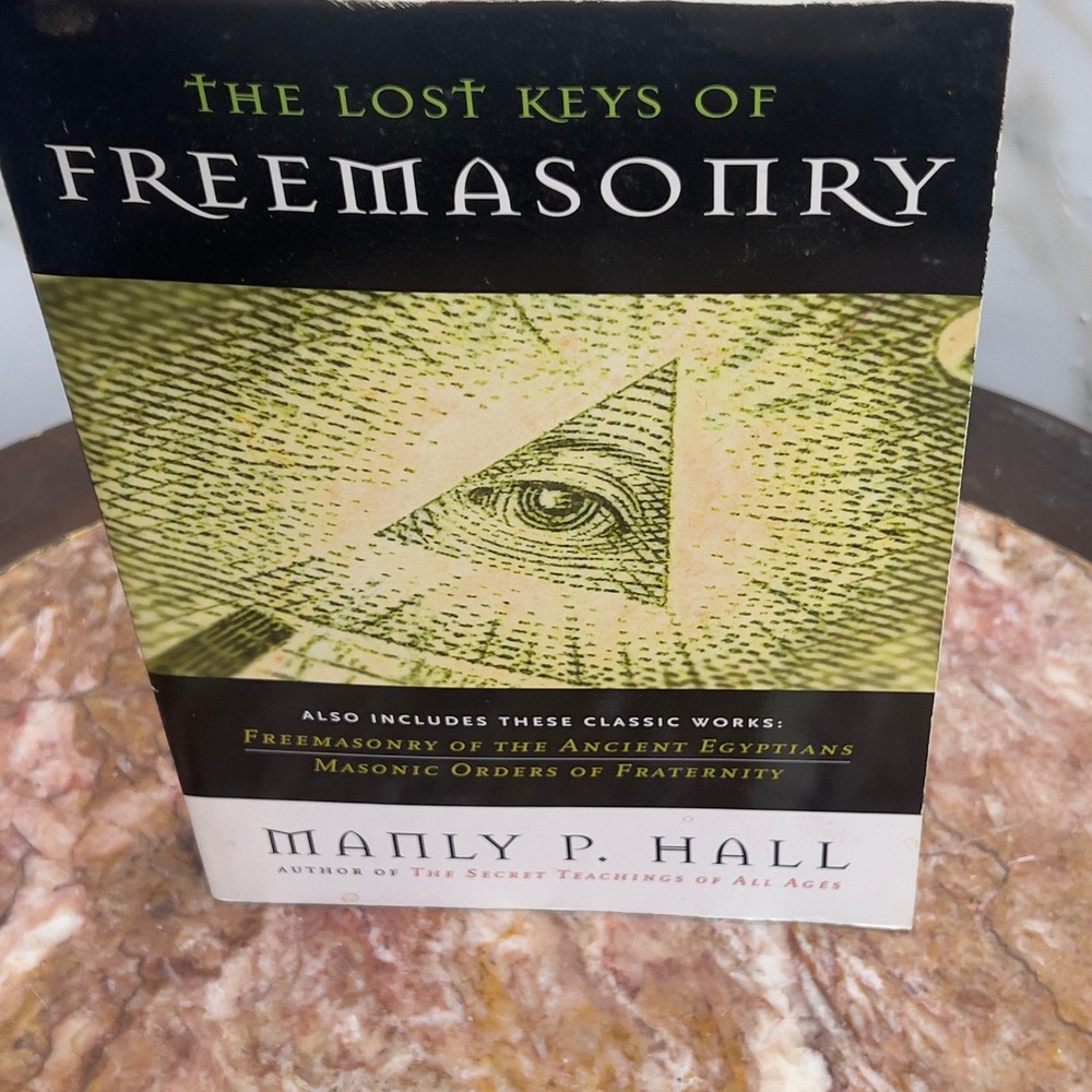 The Lost Keys of Freemasonry Manly P Hall Paperback Occult History 9781585425105